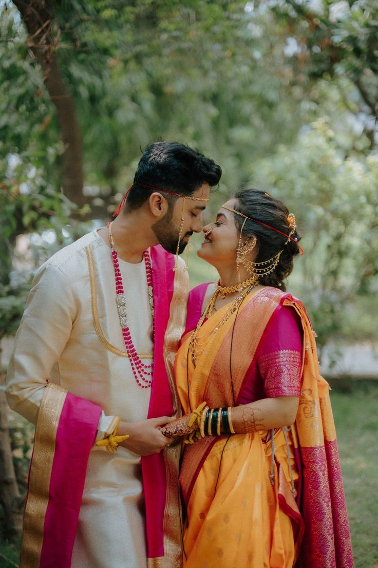 लग्नाच्या वाढदिवसाच्या शुभेच्छा मराठी कविता